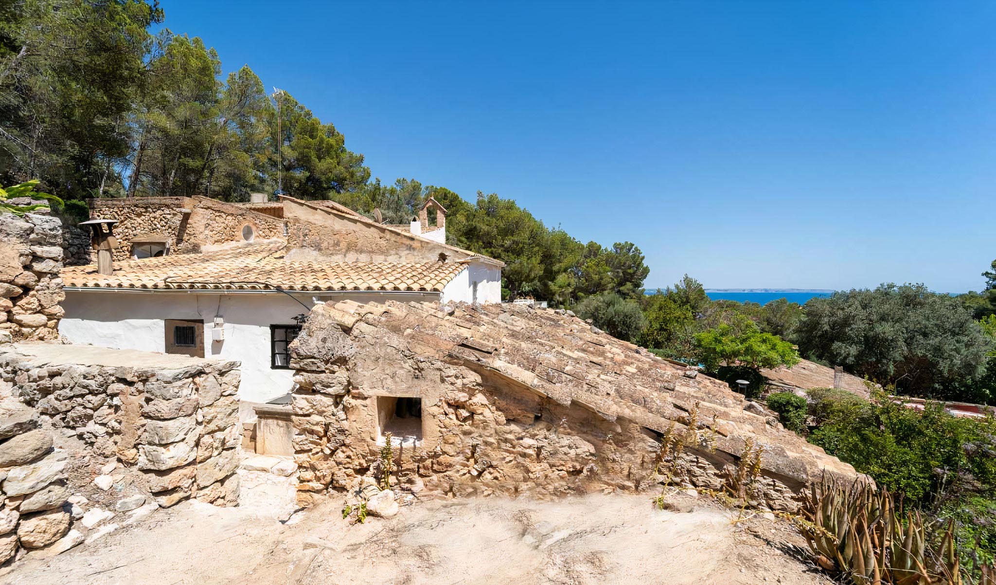 L'Ermita, Son Genestar