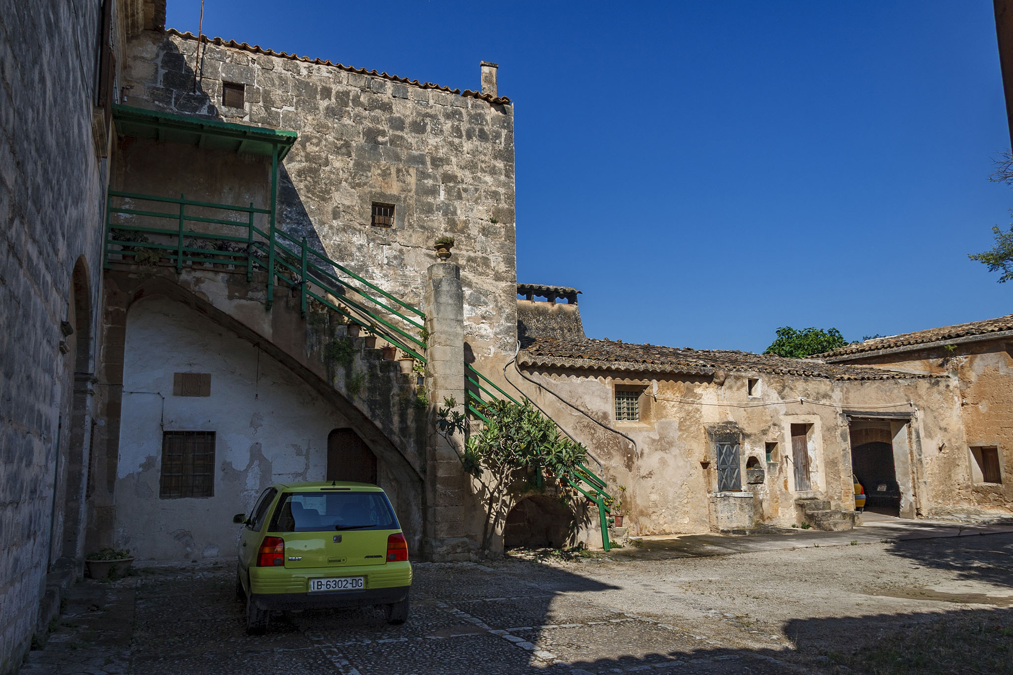 Son Dameto, Les Vinyes, Les Torres, Les Dues Torres