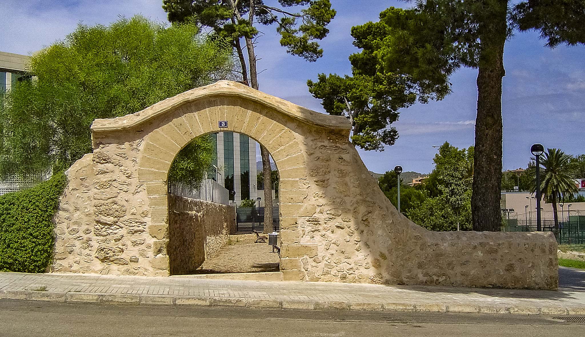 Son Moix Blanc, Bendunis