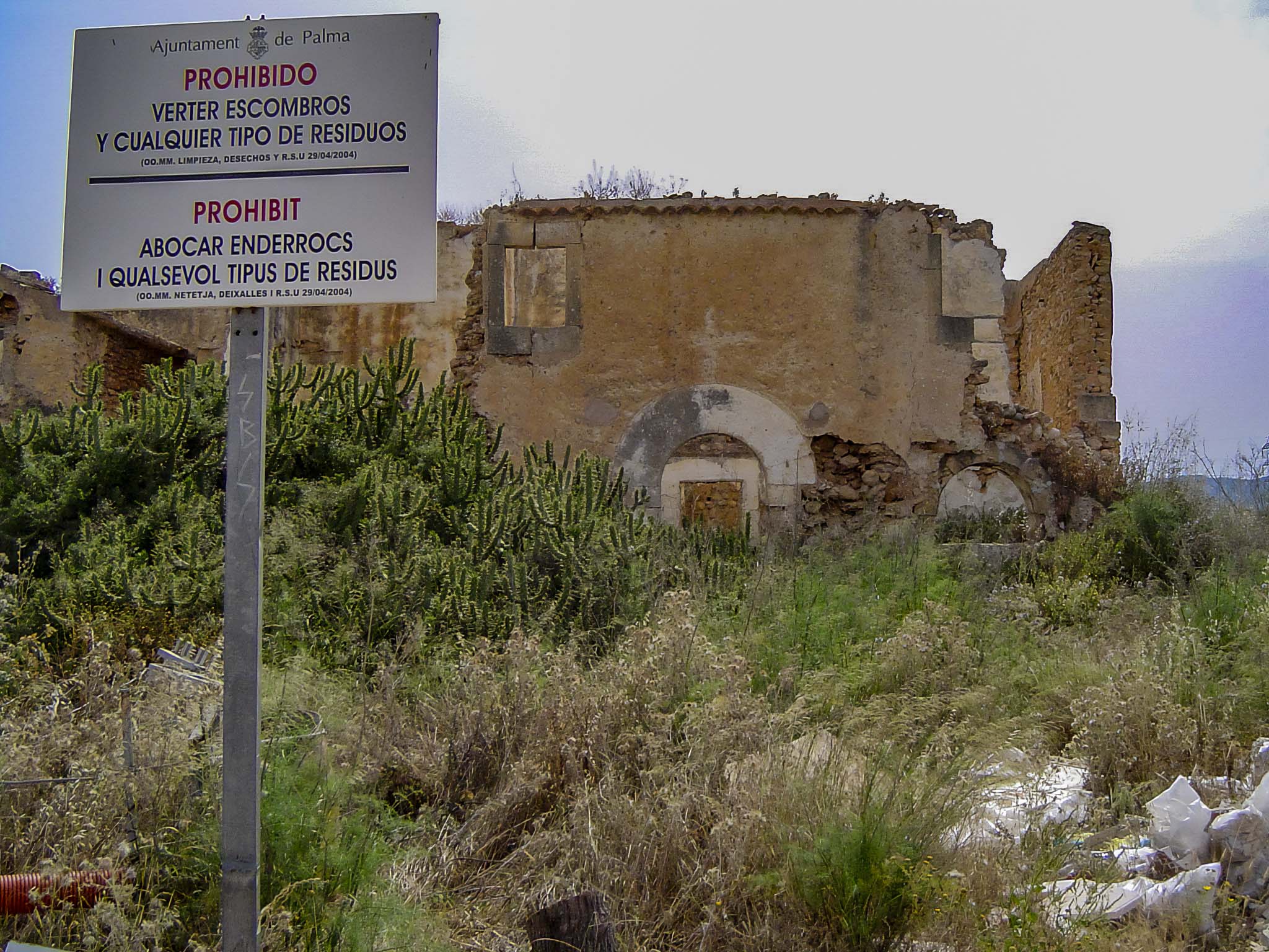 Can Colombàs, Can Palou, les Cases Noves d'en Mora