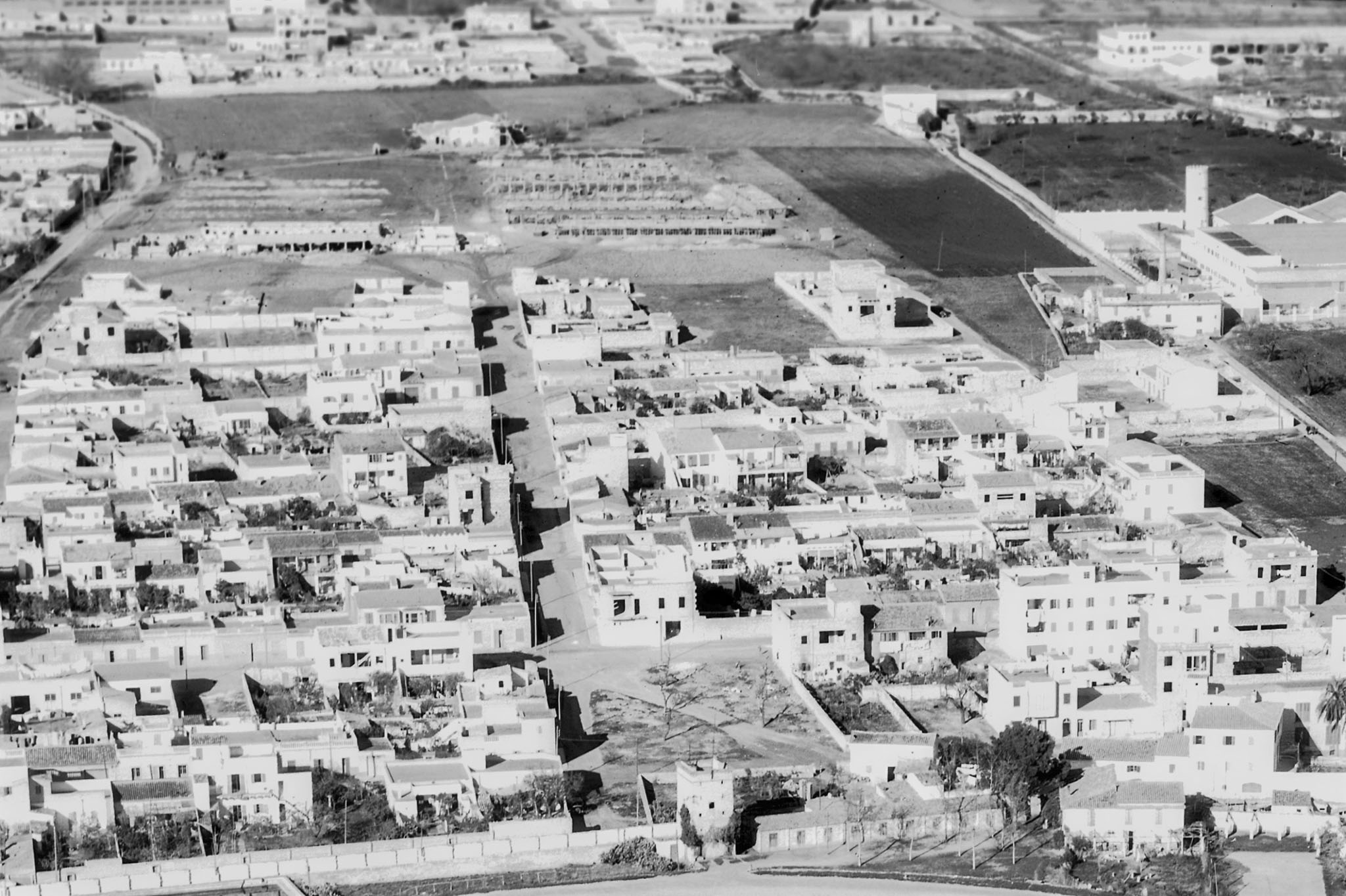Can Fosser, Les Tretze Quarterades, Les Hortes del Comte de Savellà