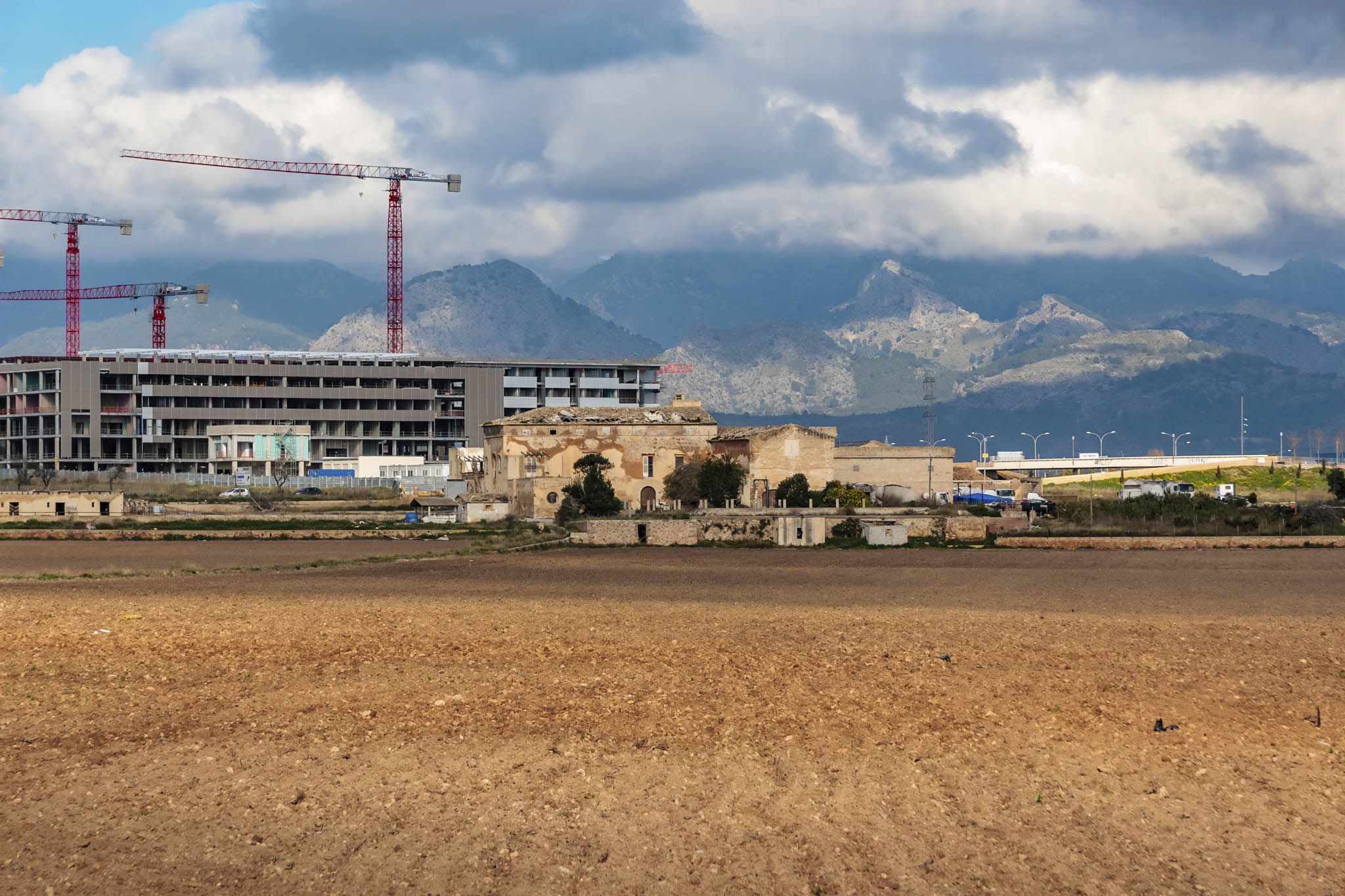 Son Cabrer, El Bany dels Moros, el Rafal d’en Coa, la Real Vella, Son Bonifai