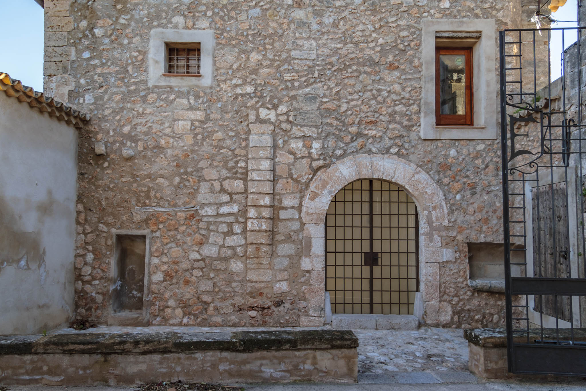 Can Oleo, Les Veles de la Real