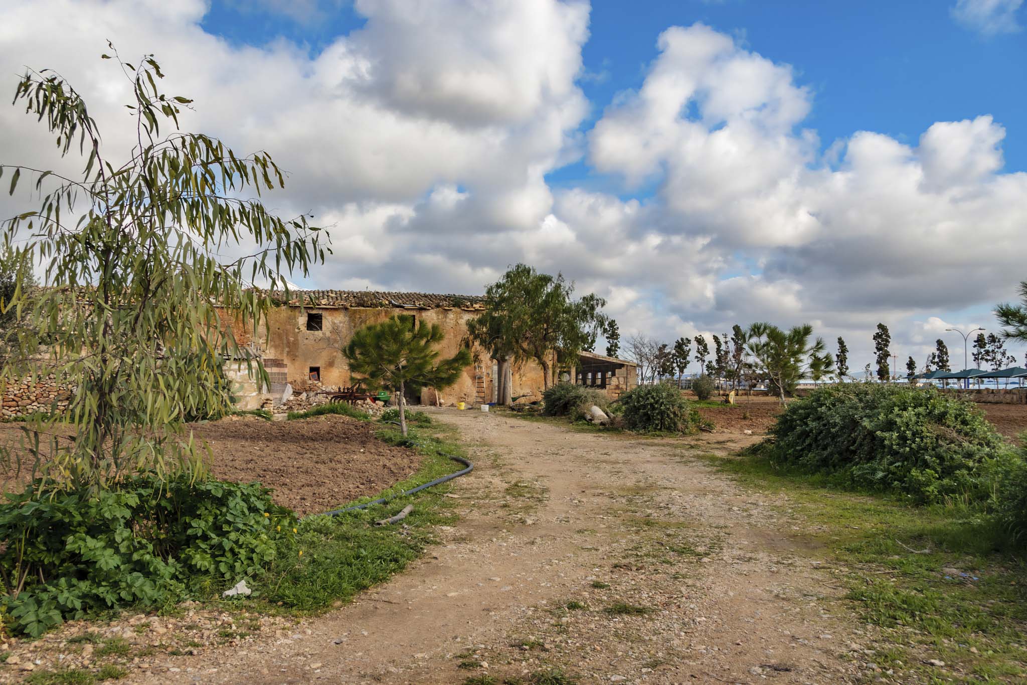 Can Granada, Hanino, Hamior, La Cova, Son Rossinyol, Les Tanquetes, Na Ferrera, La Perera del Rei