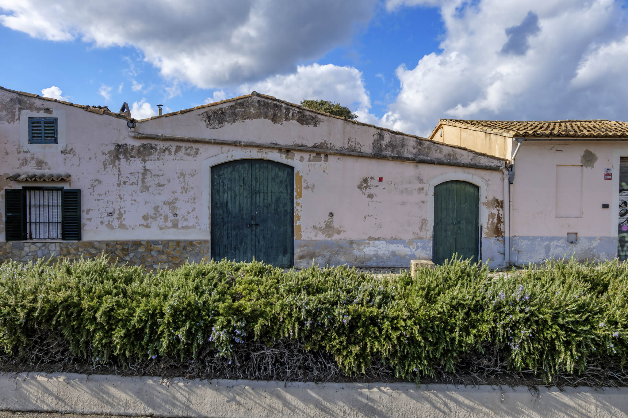 Can Revell, Cal Moixac, Can Moreno