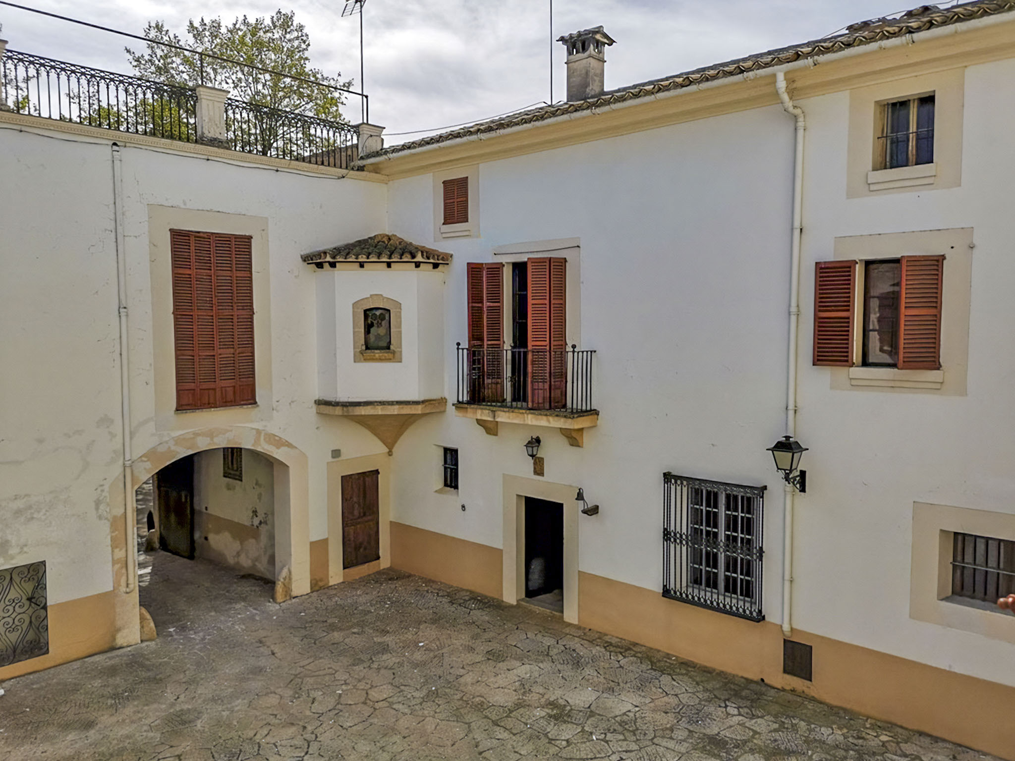 Son Espases Nou, La Vinya d'en Carrió, Can Revell