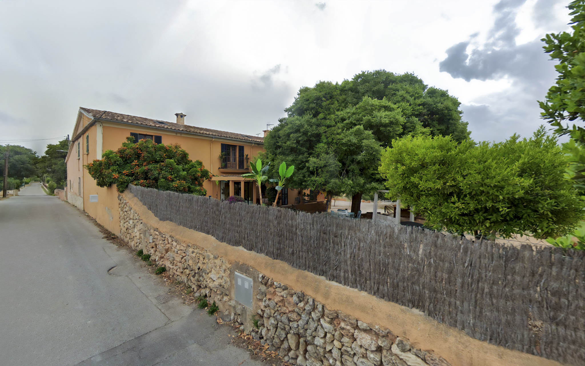 Ca na Guideta, Son Quint, Ca les Rafeles Vell